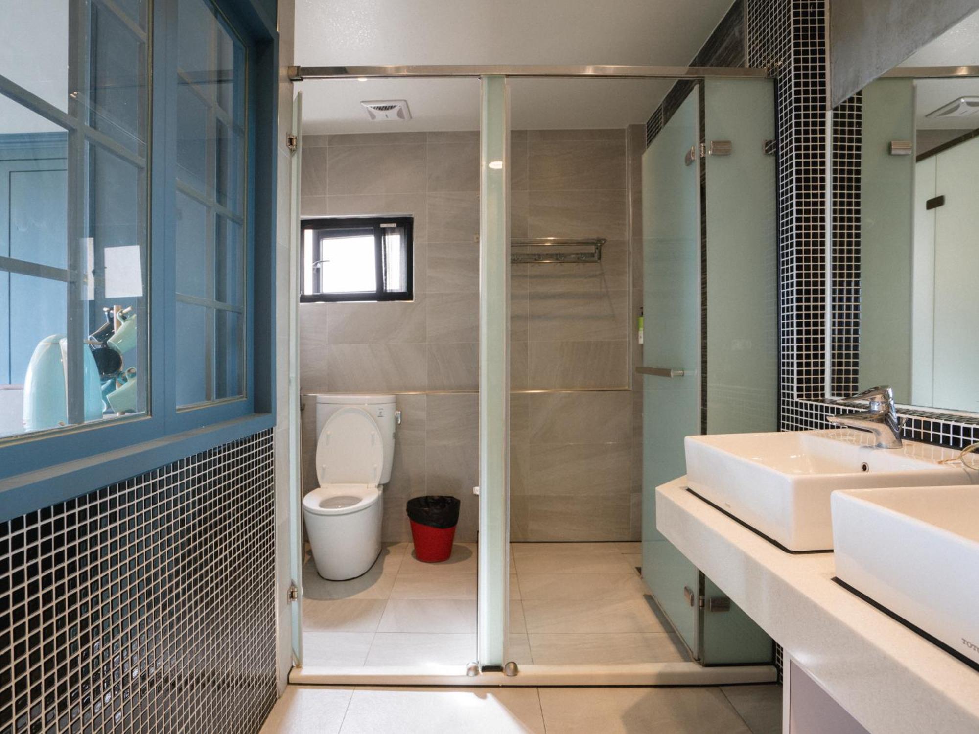 琉球茶室 現代館 Bed & Breakfast Xiaoliuqiu Exterior photo