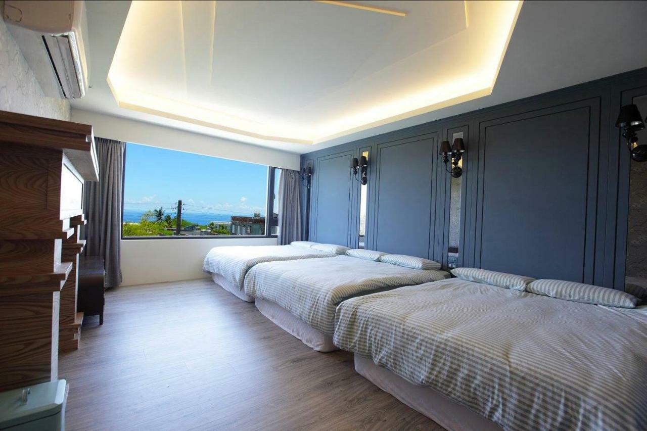 琉球茶室 現代館 Bed & Breakfast Xiaoliuqiu Exterior photo